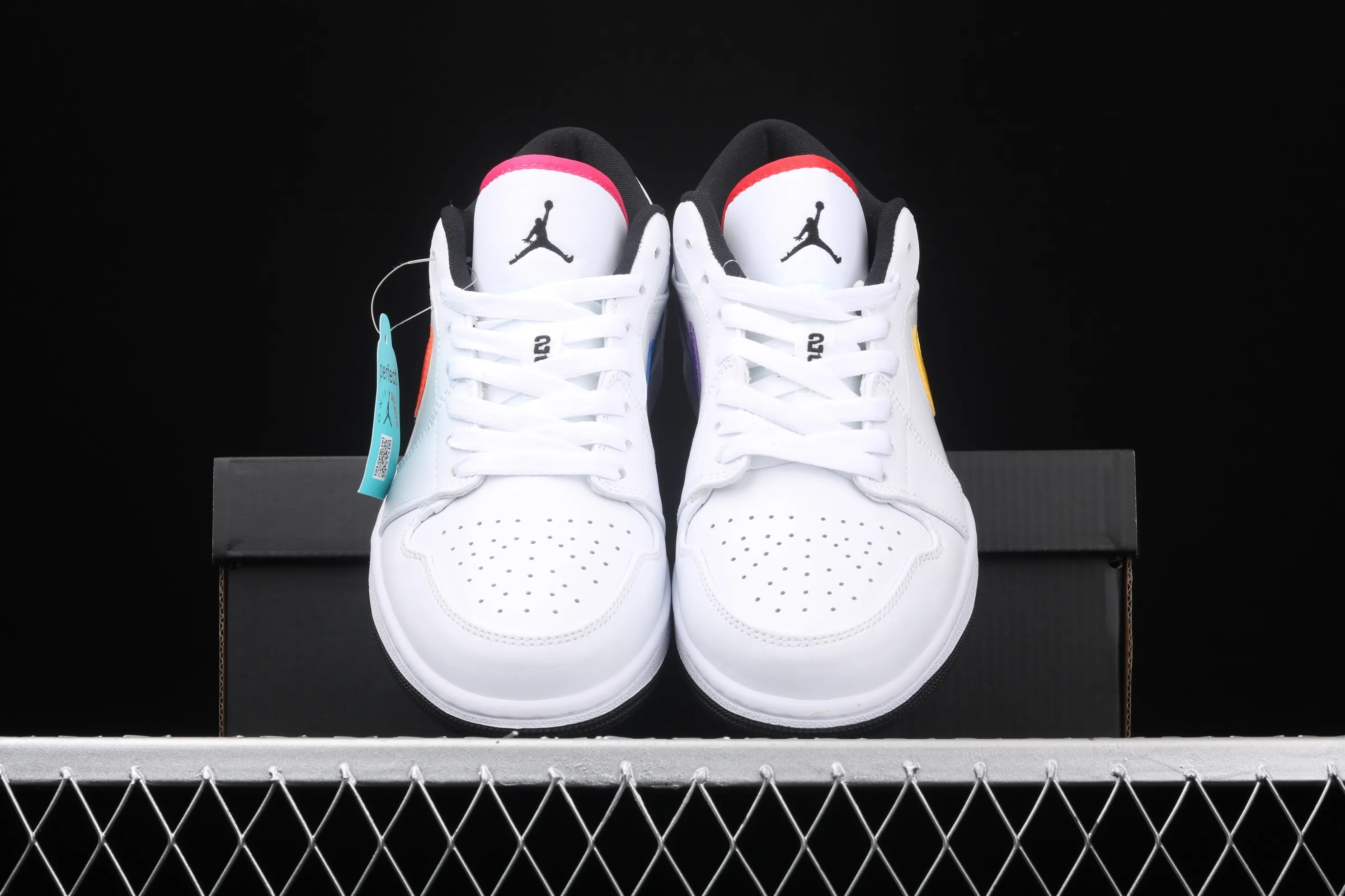 All categories Air Jordan Jordan series basketball shoes Air Jordan 1 Low New version Air Jordan 1 Low AJ1 Joe 1 white candy four-color hook low-top sneakers CW7009-100